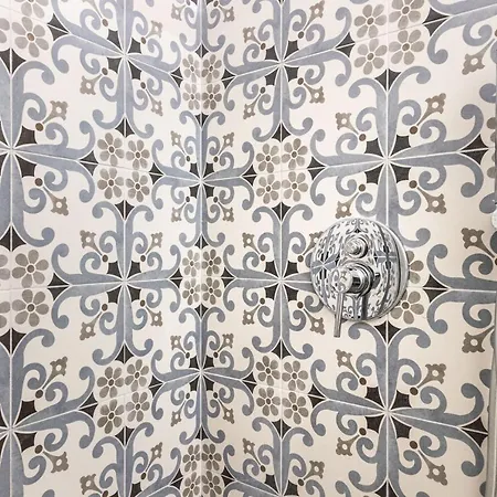 Michael Garden Bed & Breakfast